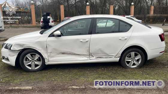 У Кропивницькому не розминулися два автомобіля (ФОТО)